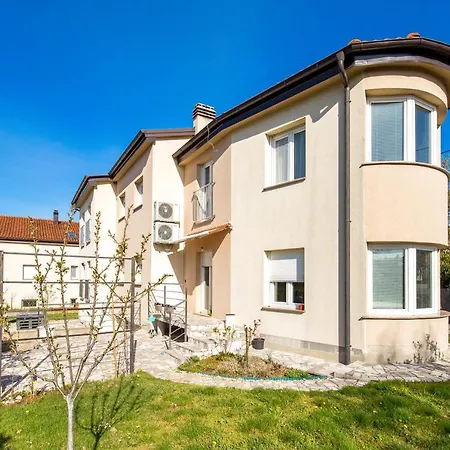 Dani-e.l. Apartment Kastav